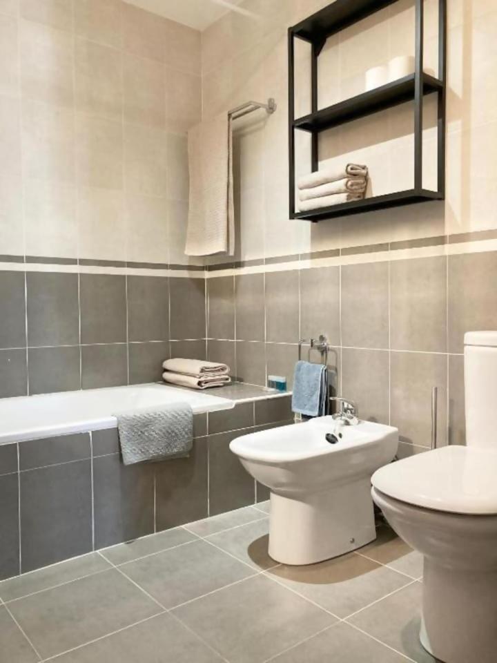 Apartamento Tarmanones Escarrilla Exterior foto