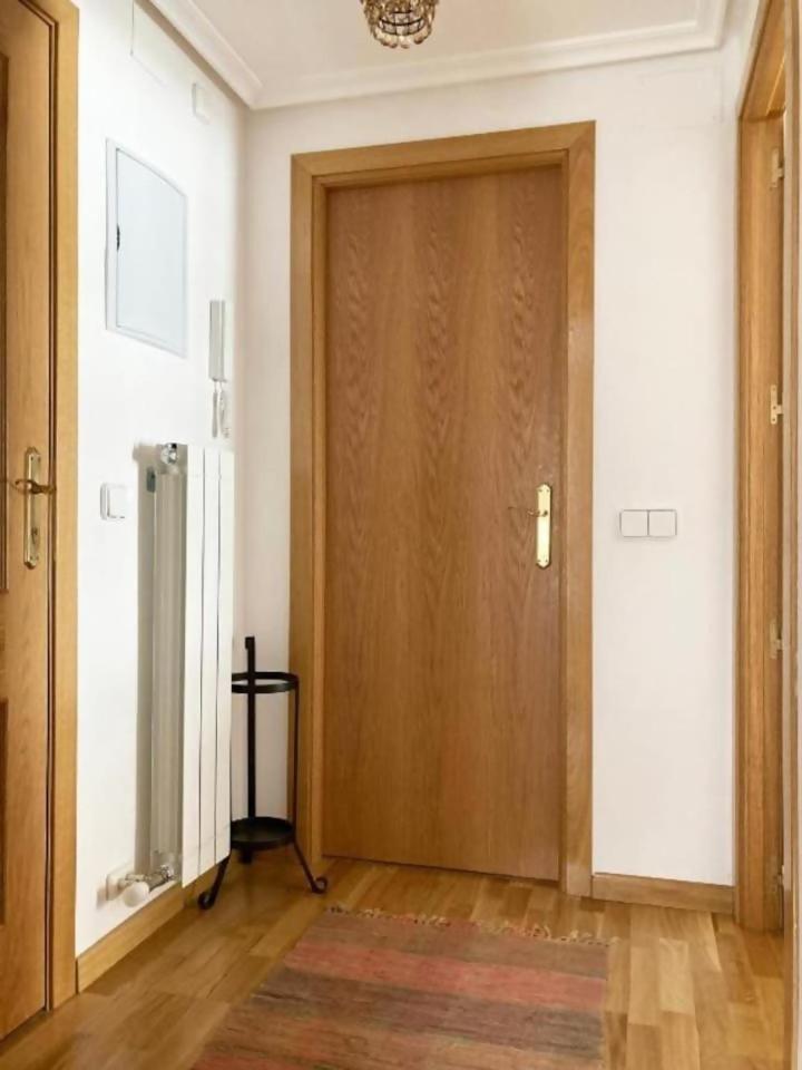 Apartamento Tarmanones Escarrilla Exterior foto